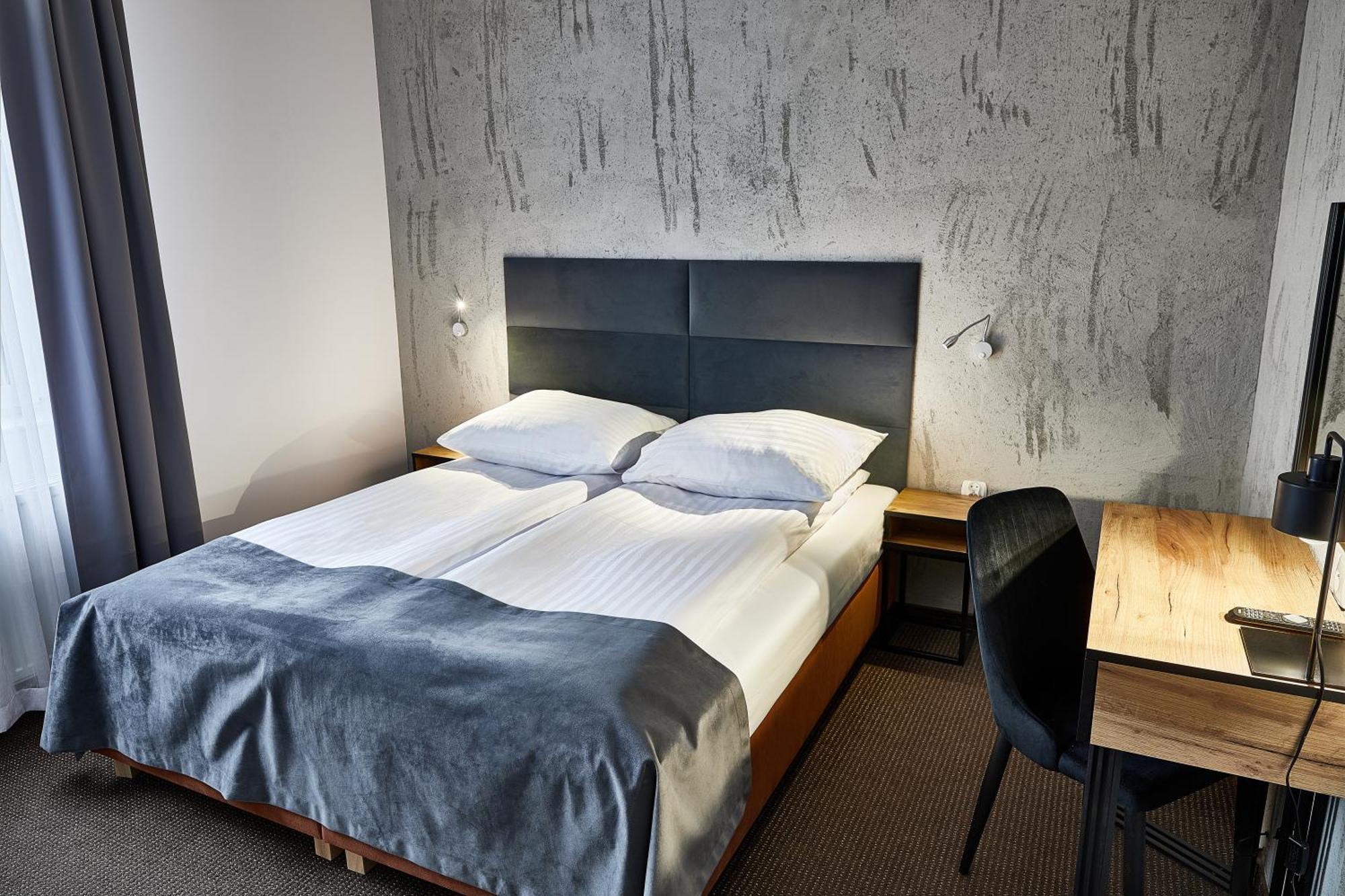Hotel Baranowski Слубице Экстерьер фото