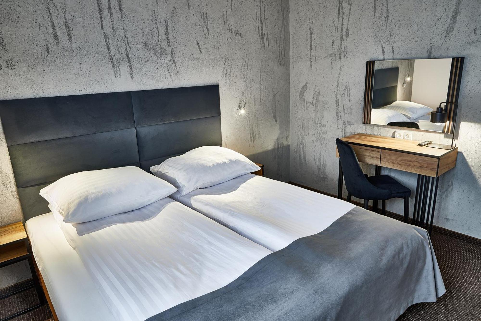 Hotel Baranowski Слубице Экстерьер фото