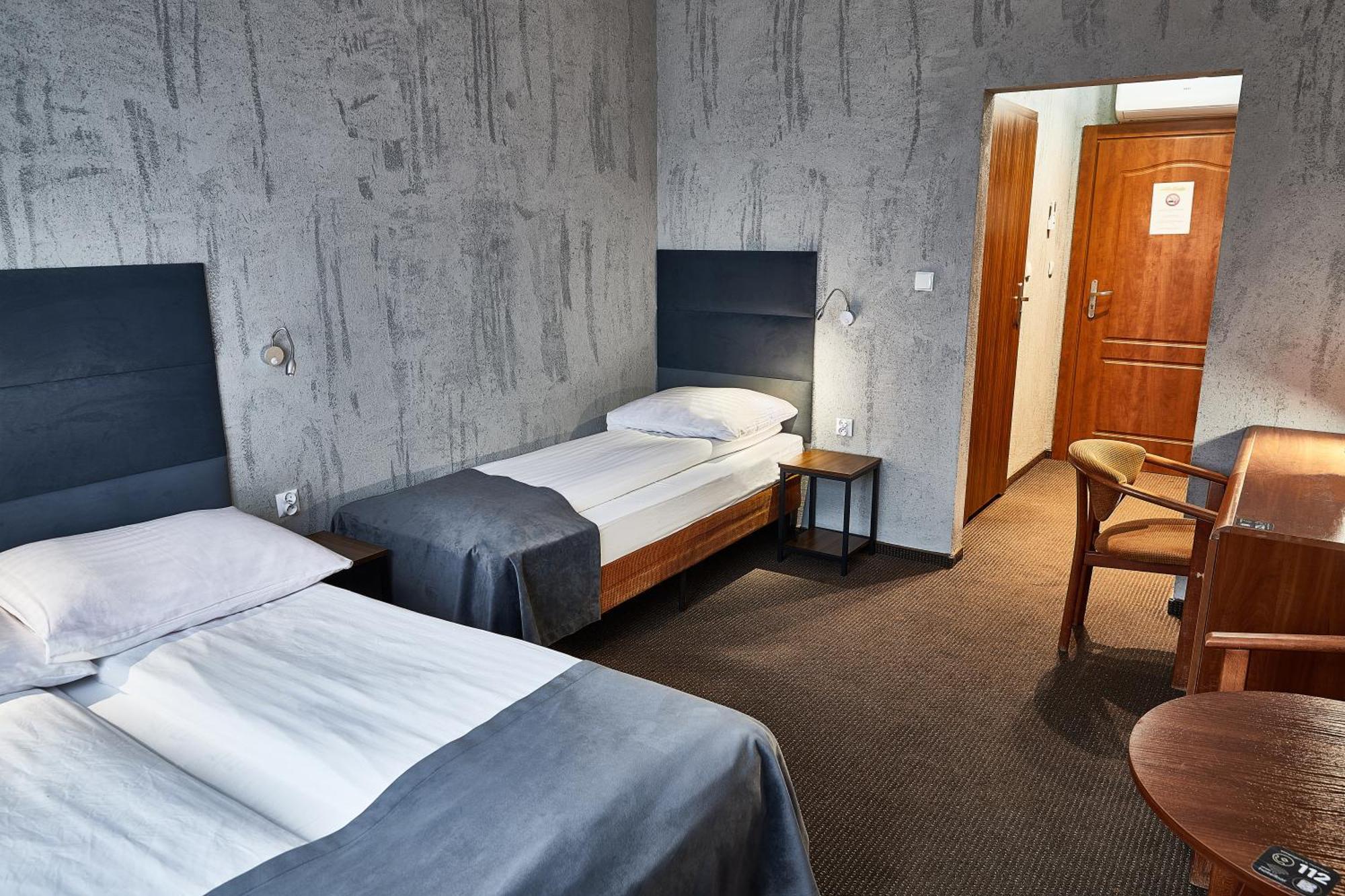 Hotel Baranowski Слубице Экстерьер фото