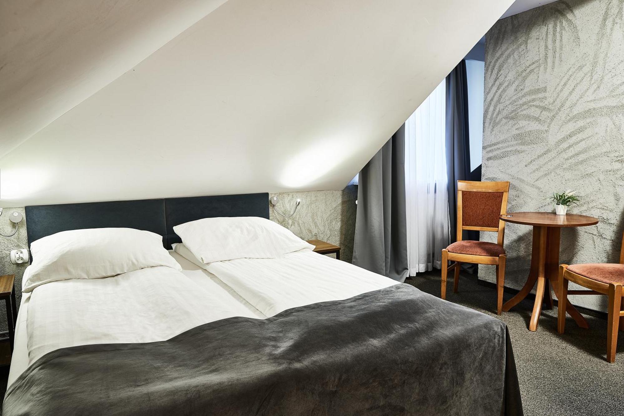 Hotel Baranowski Слубице Экстерьер фото