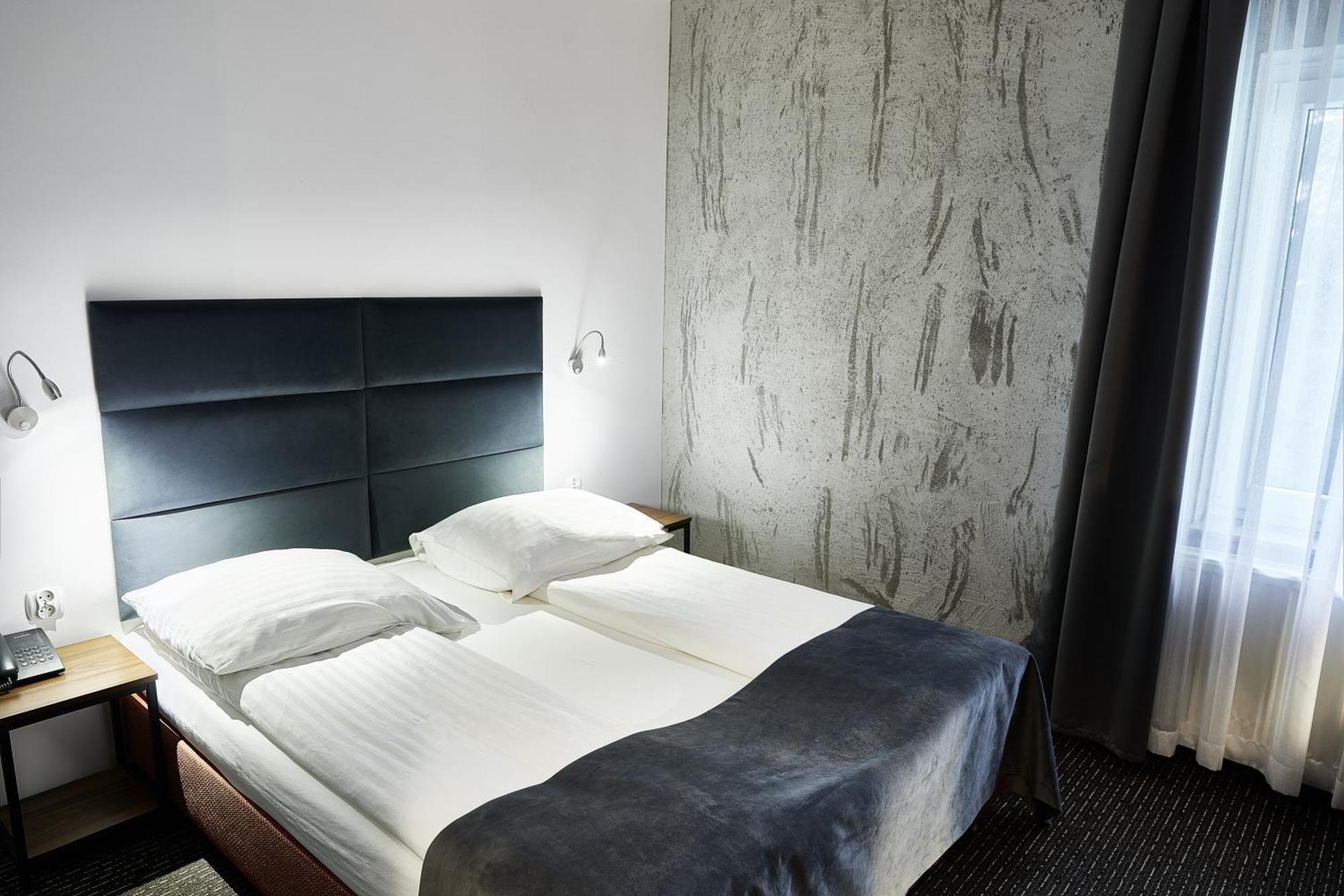 Hotel Baranowski Слубице Экстерьер фото