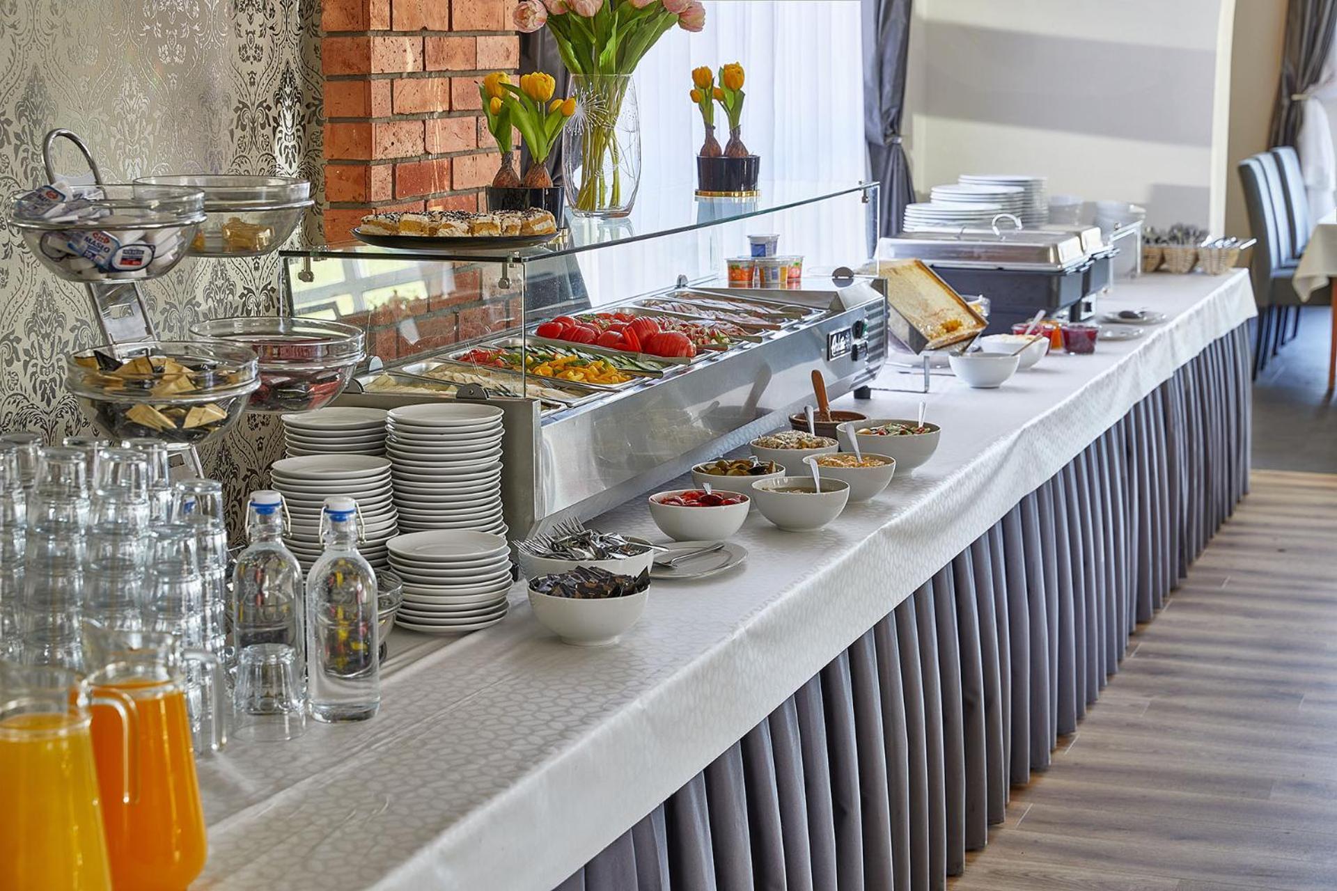 Hotel Baranowski Слубице Экстерьер фото